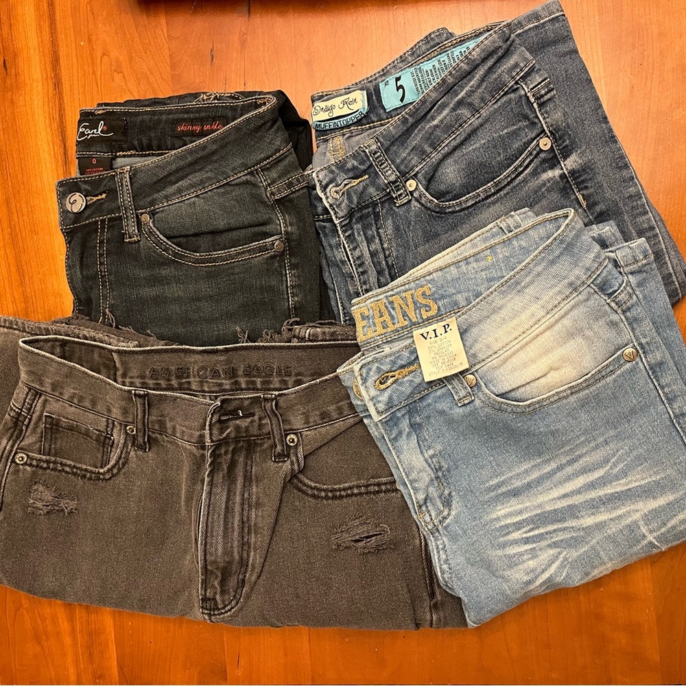 Bundle of 4 Women’s Jeans- American Eagle, Indigo Rein, Earl Jeans, VIP Jeans